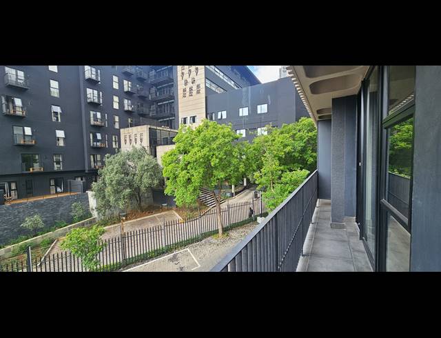 1 BEDROOM APARTMENT FOR SALE IN SANDOWN